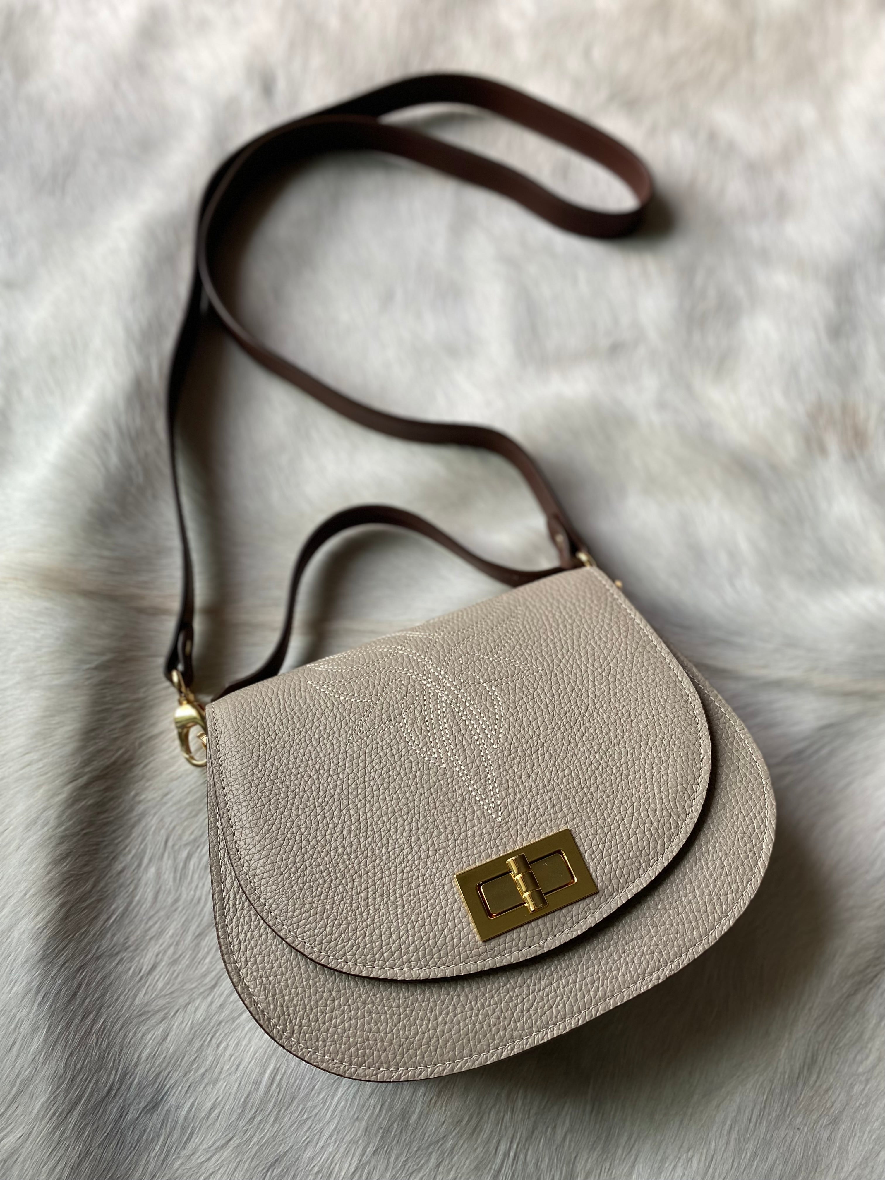 Boot Stitch Pioneer Handbag- Moon Pebble Grain