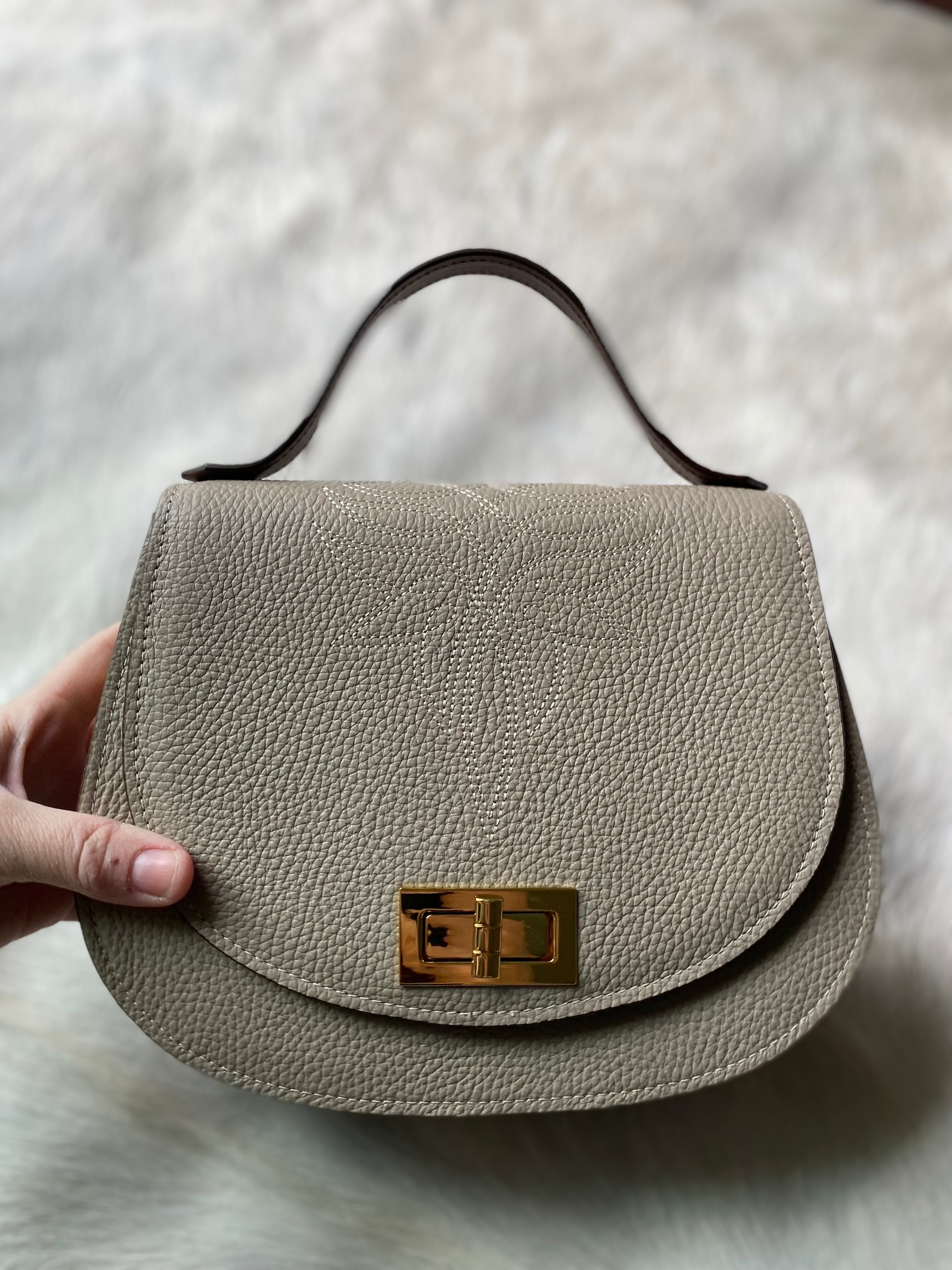 Boot Stitch Pioneer Handbag- Moon Pebble Grain