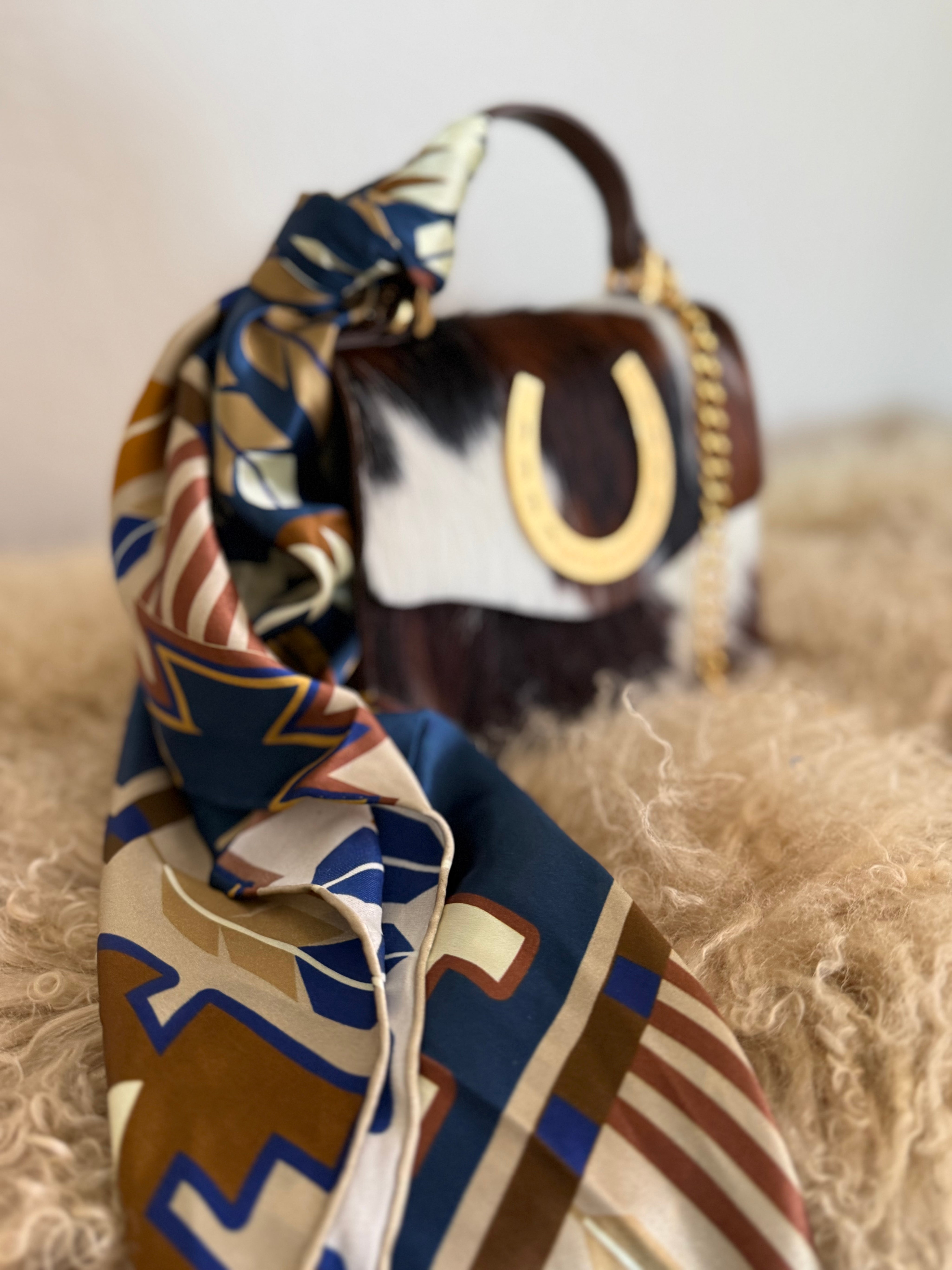 Styled Tricolor Horseshoe Bag