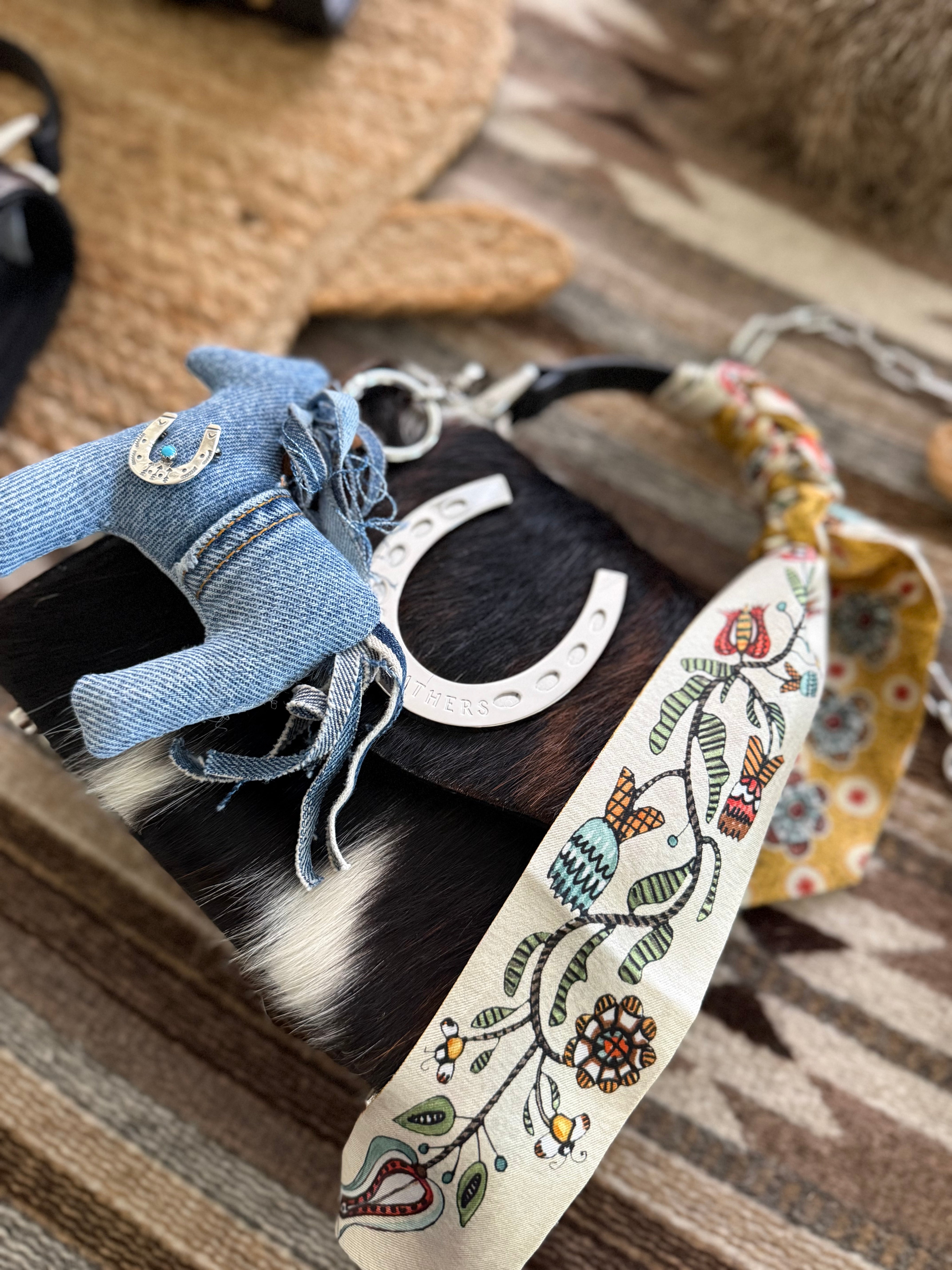 Styled Tricolor Lady Luck Horseshoe Handbag