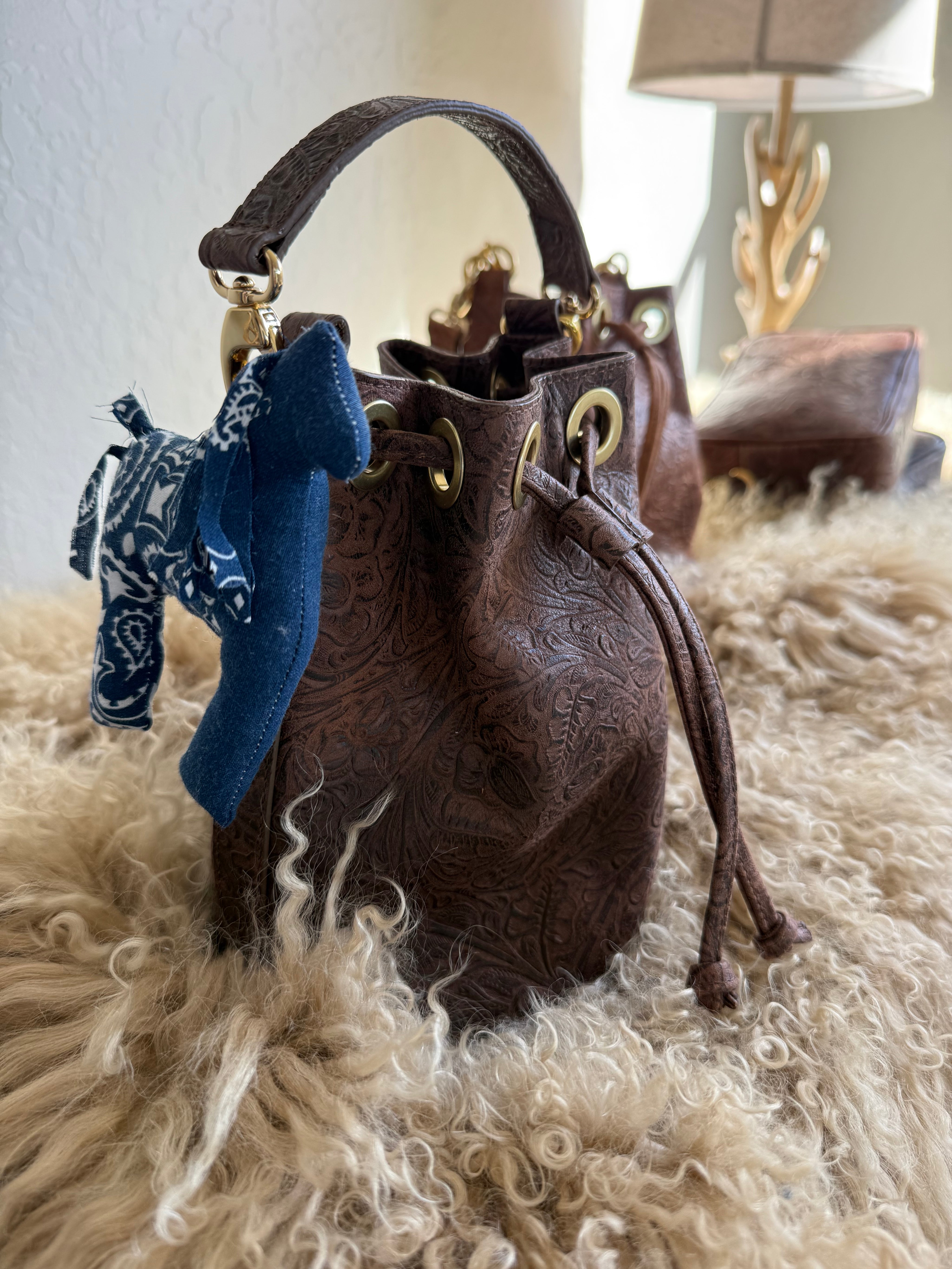 Styled Bucket Bag - Western Tool