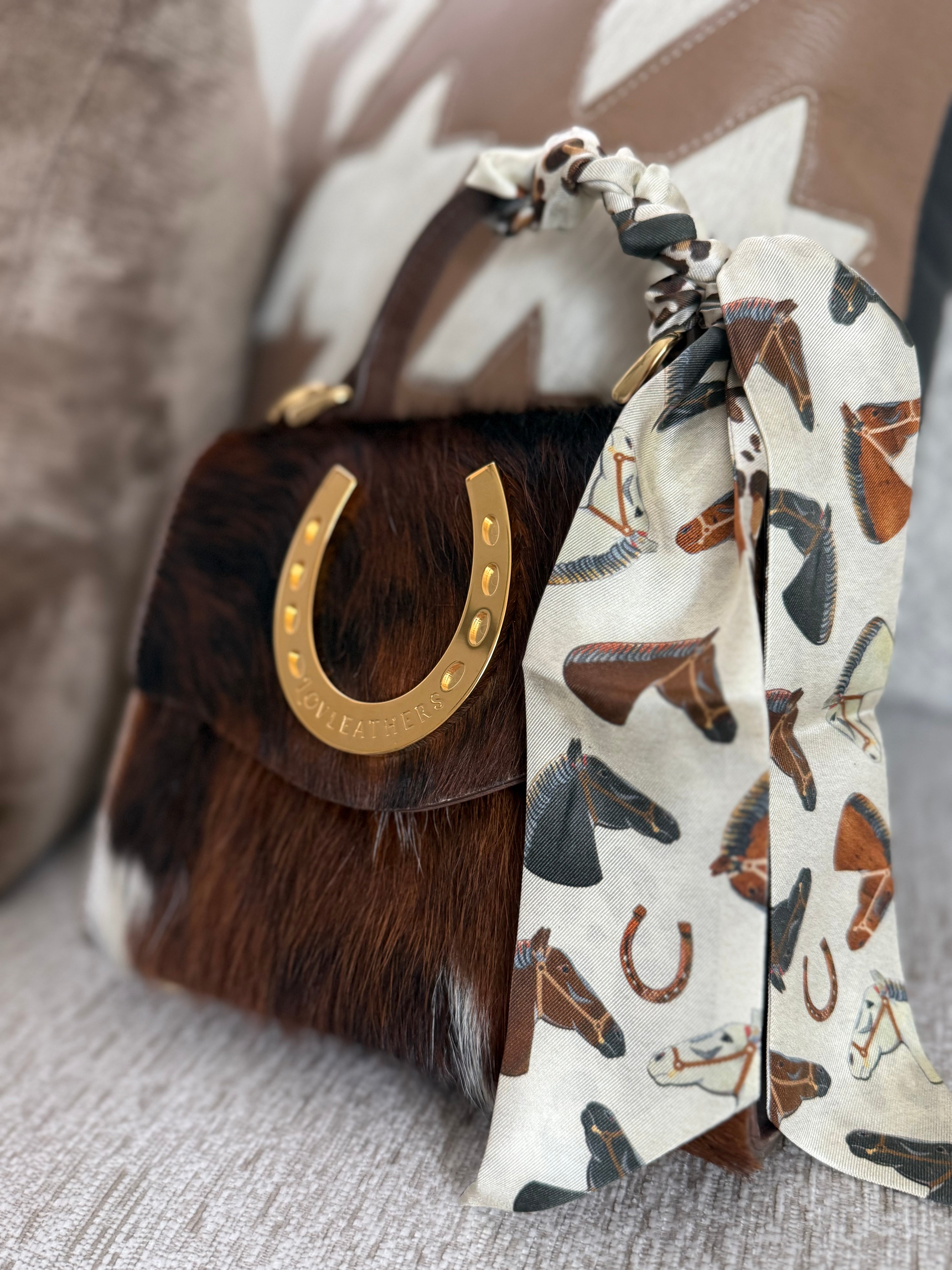 Styled Tricolor Lady Luck Horseshoe Bag