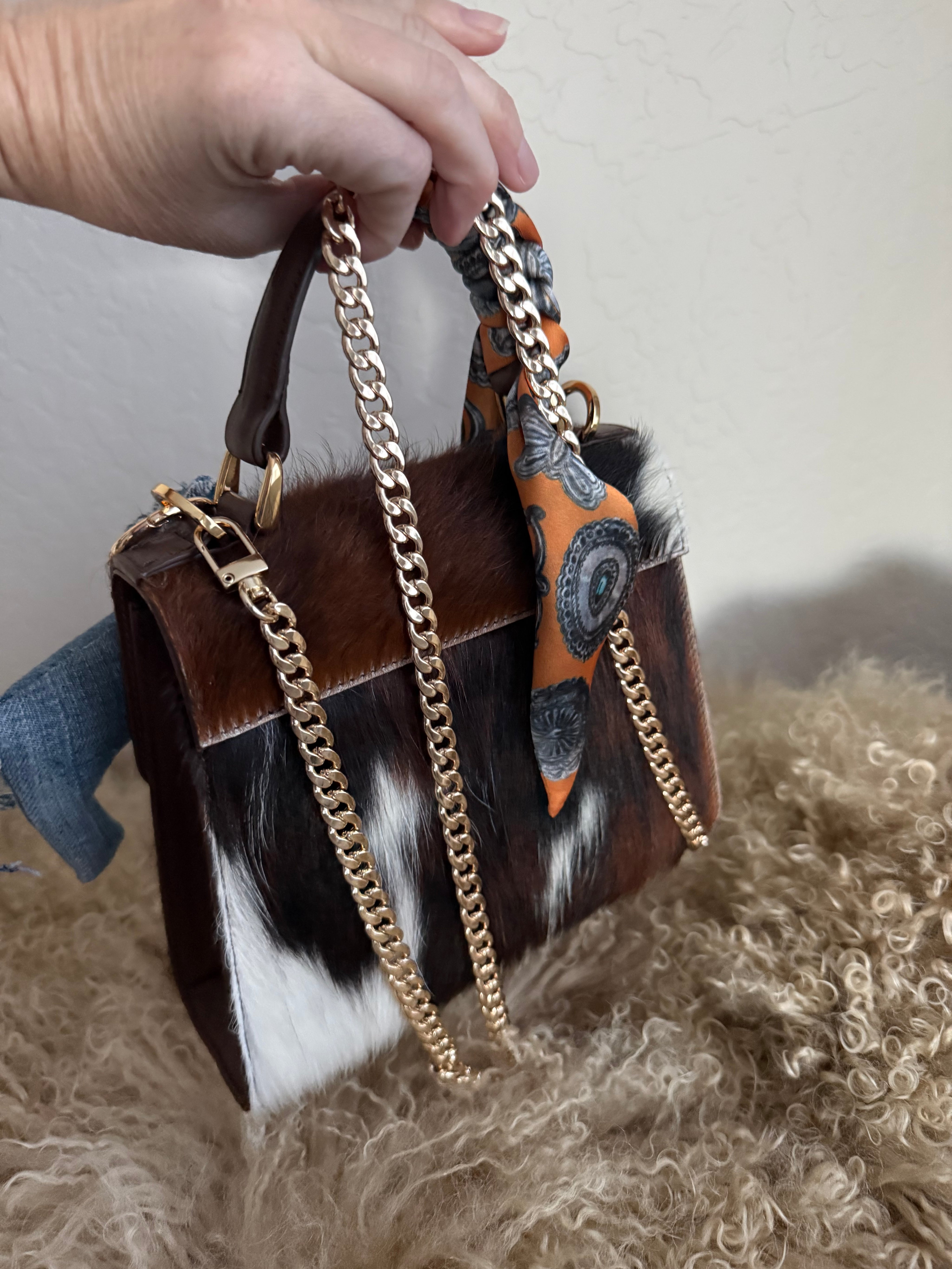 Styled Tricolor Horseshoe Handbag