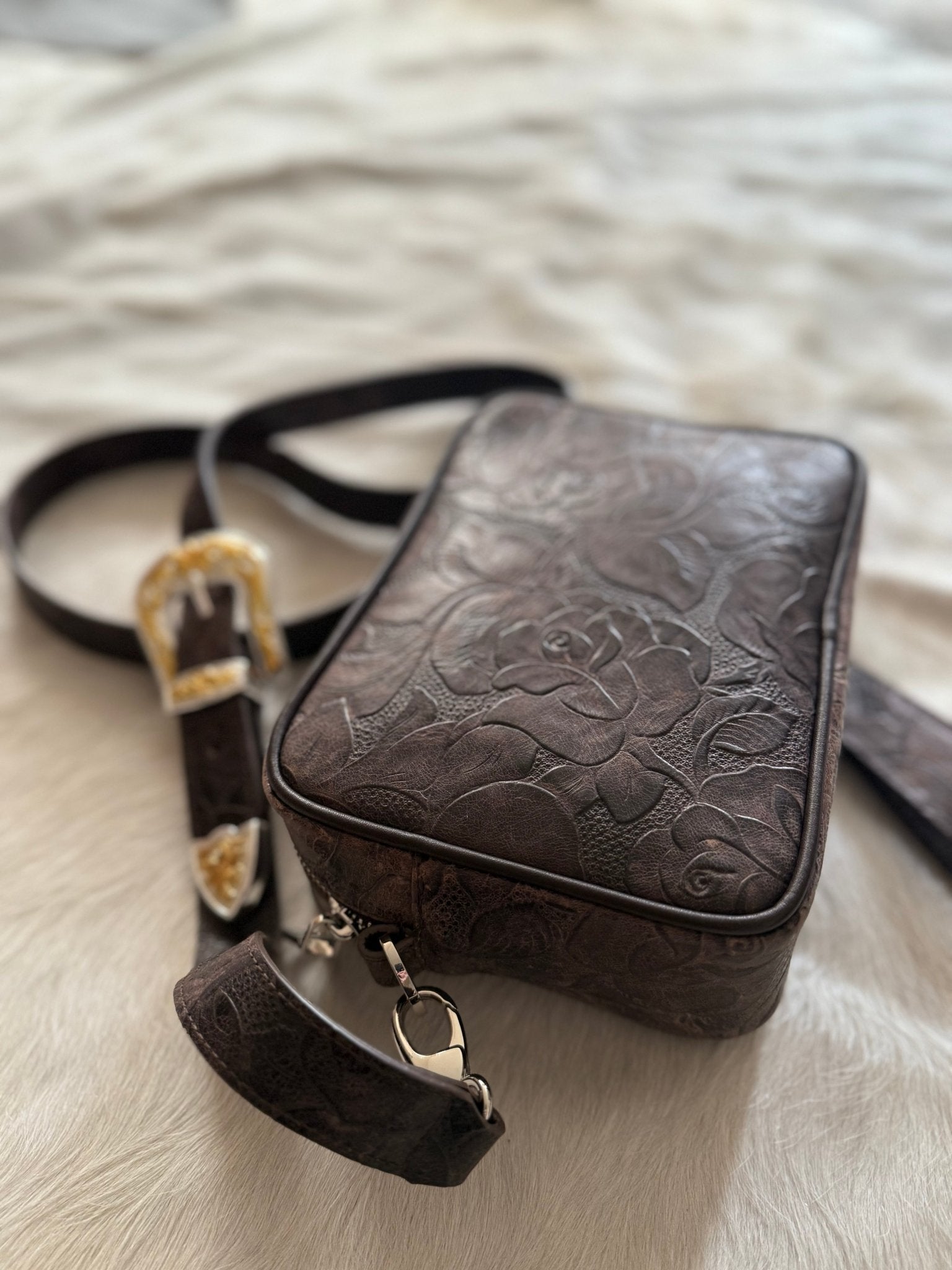 Dakota - Chocolate - LovLeathers