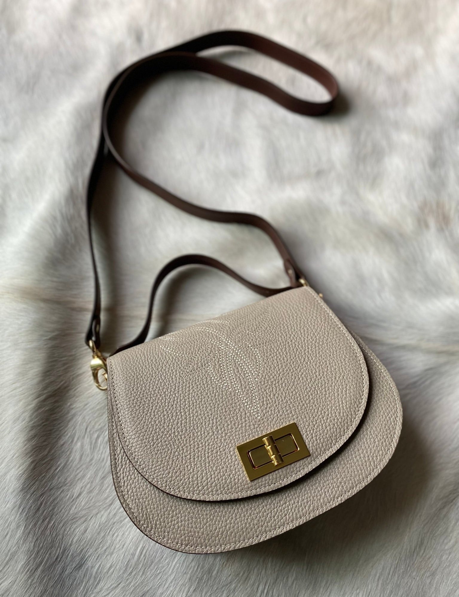 Boot Stitch Pioneer Handbag - Moon Pebble Grain - LovLeathers