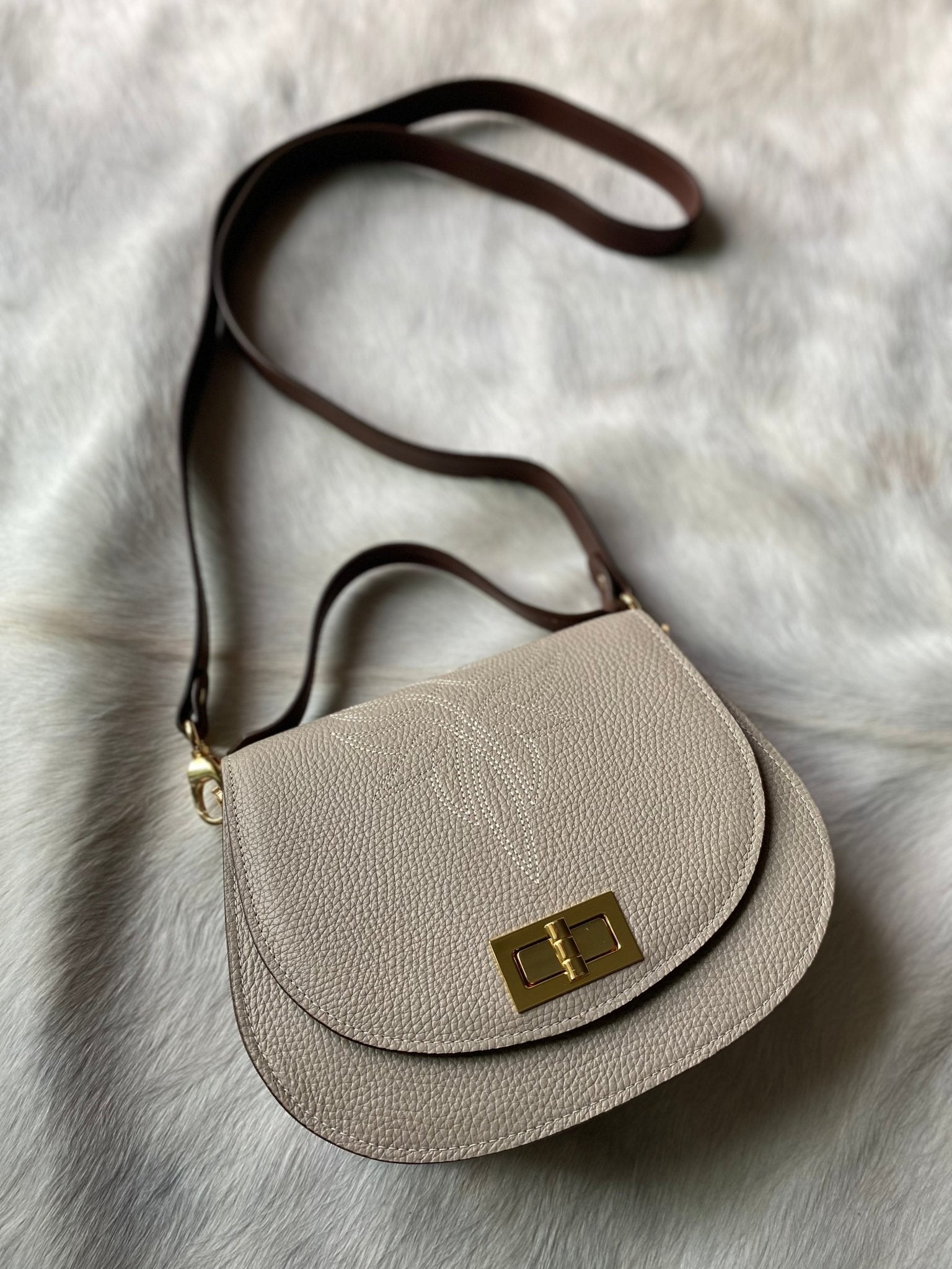 Boot Stitch Pioneer Handbag - Moon Pebble Grain - LovLeathers