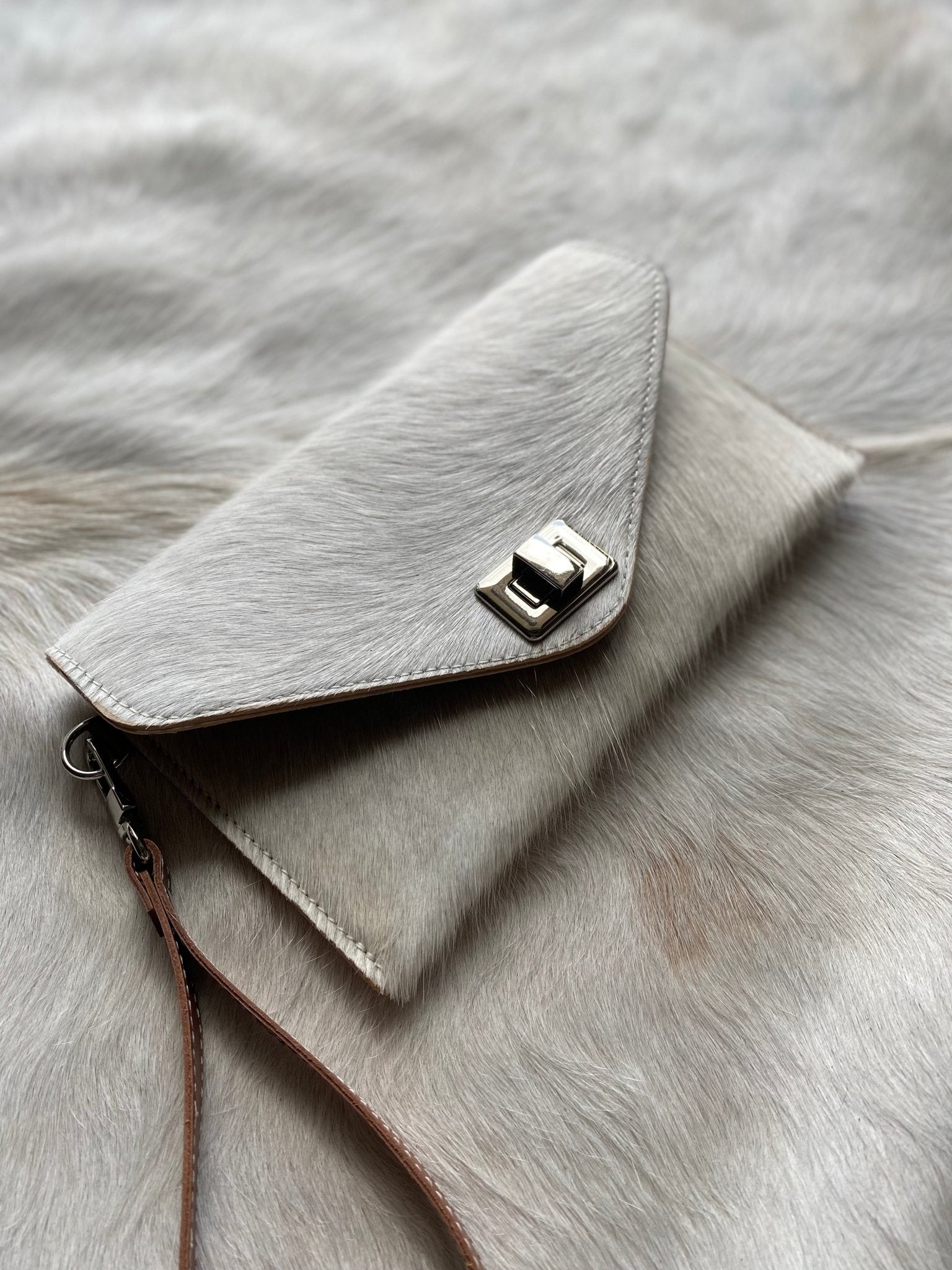 Cowhide Clutch - Blonde - LovLeathers