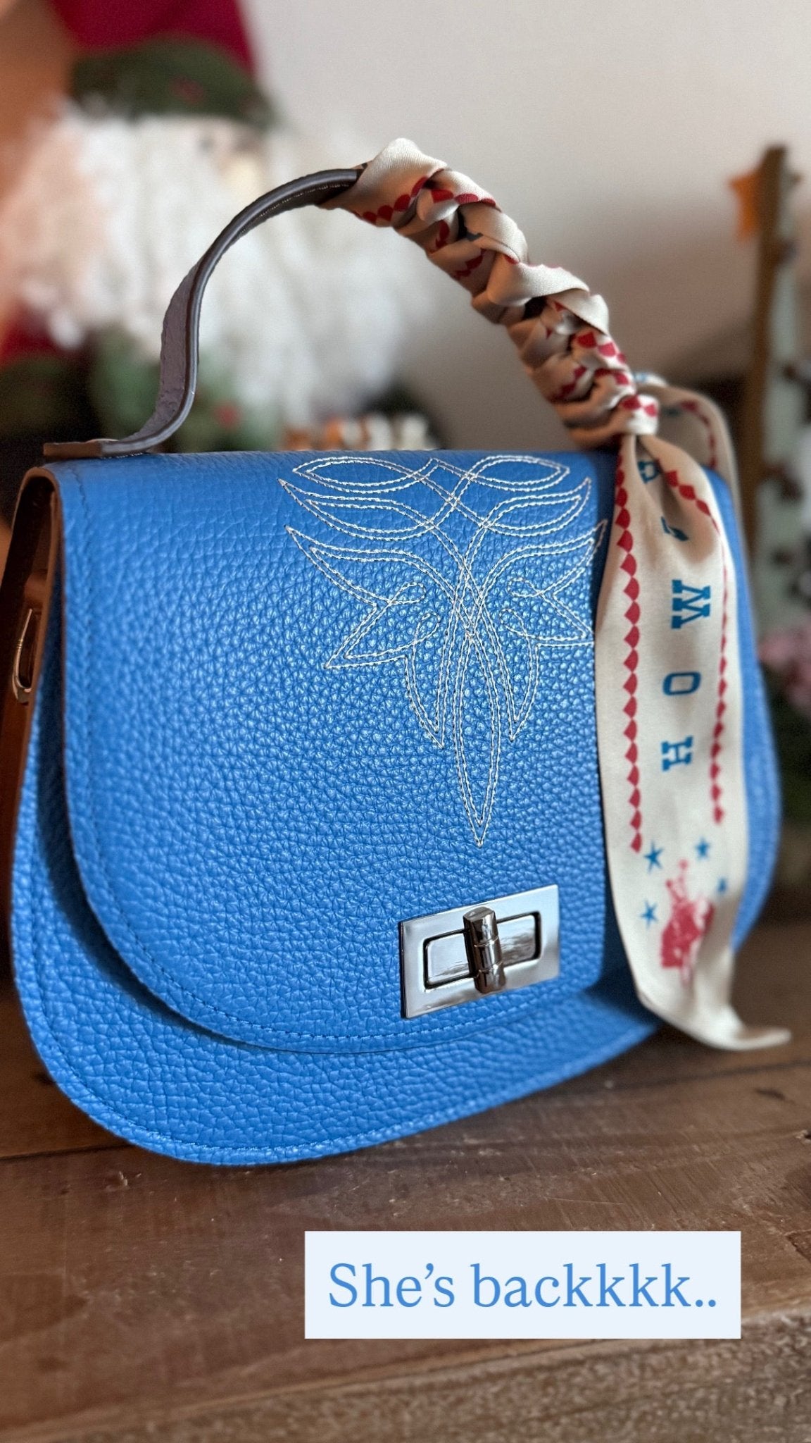 Styled Howdy America Blue Pioneer Handbag - LovLeathers