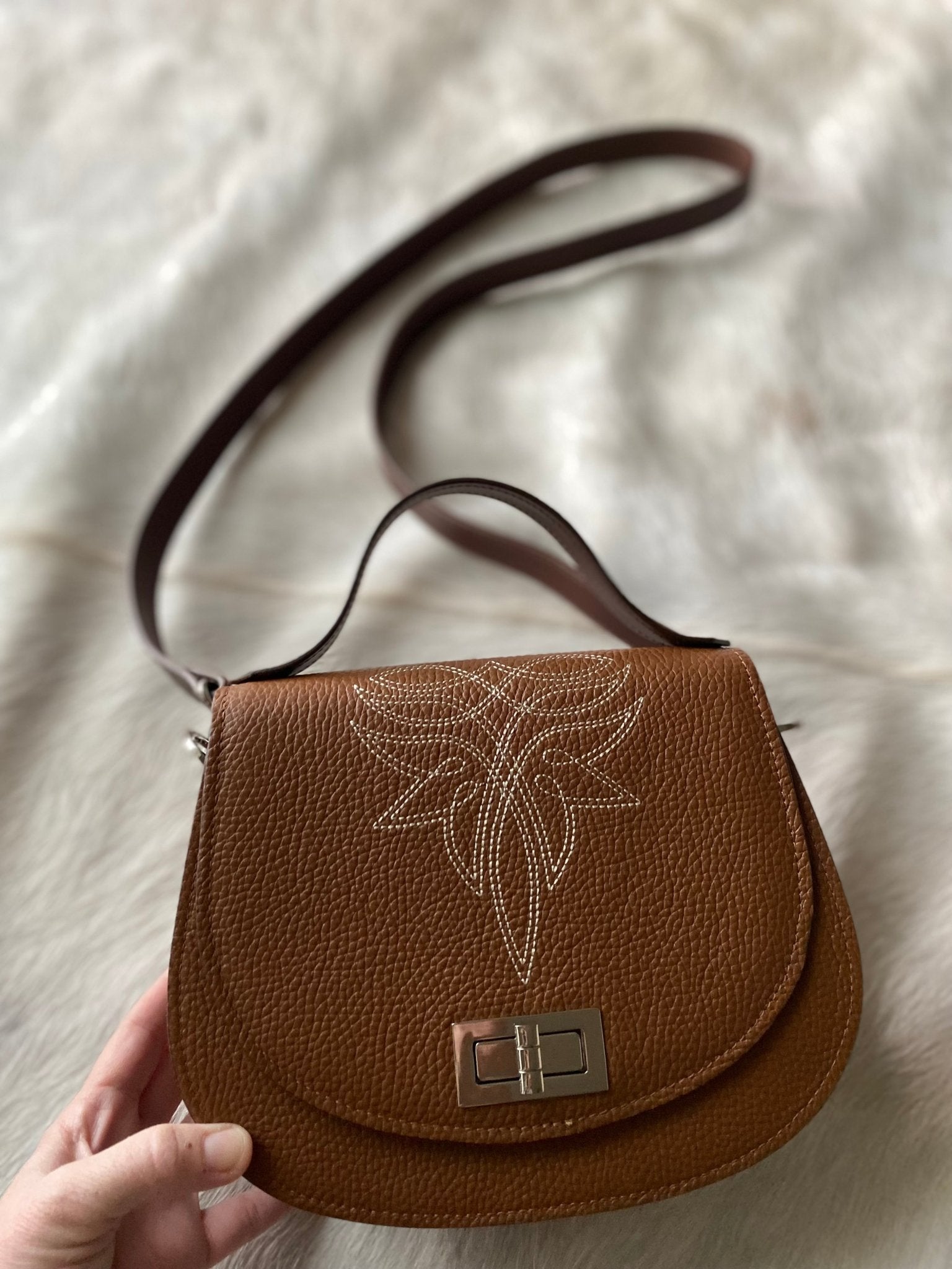 Boot Stitch Pioneer Handbag - Saddle Tan - LovLeathers