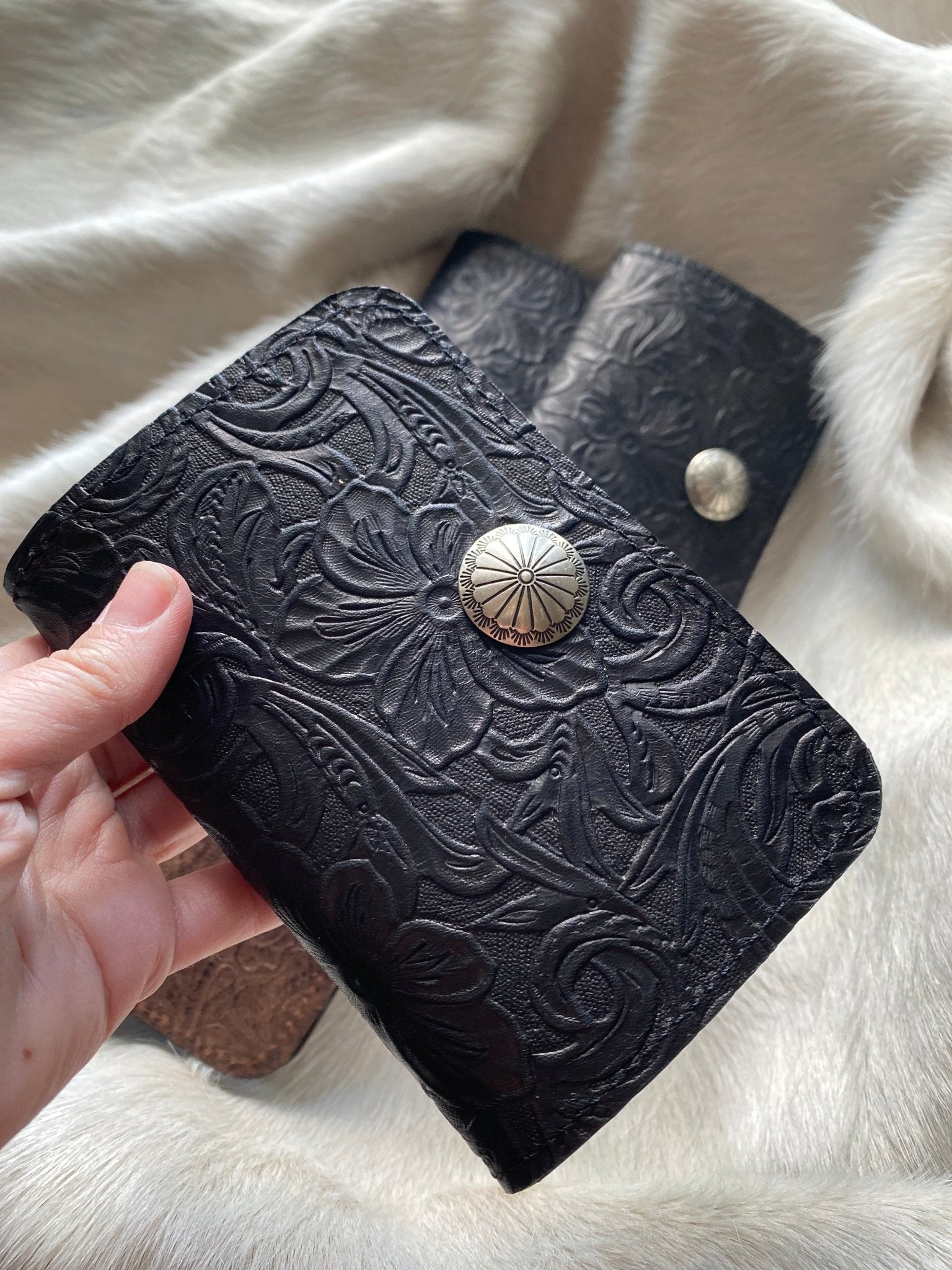 Western Tool Wallet - LovLeathers