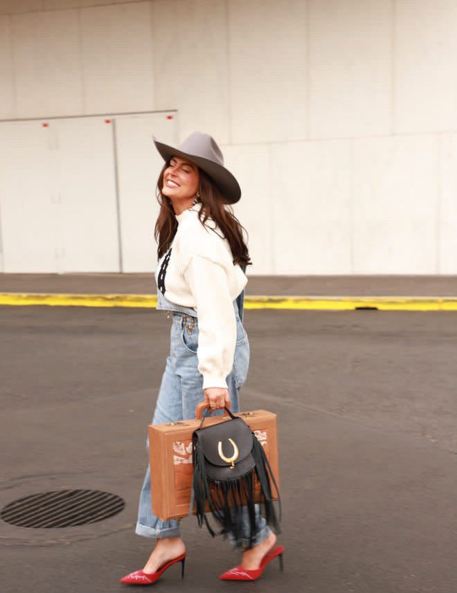 Pioneer Horseshoe Bag - MADE TO ORDER - LovLeathers
