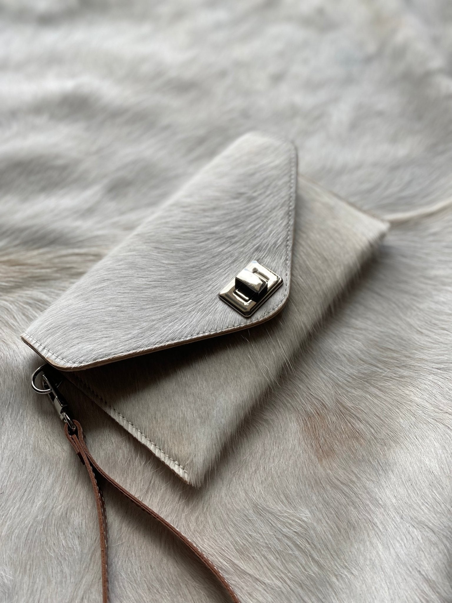 Cowhide Clutch - Blonde - LovLeathers