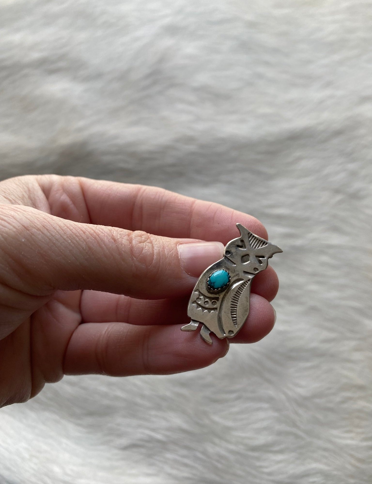 Owl Sleepy Brooch Pin - LovLeathers