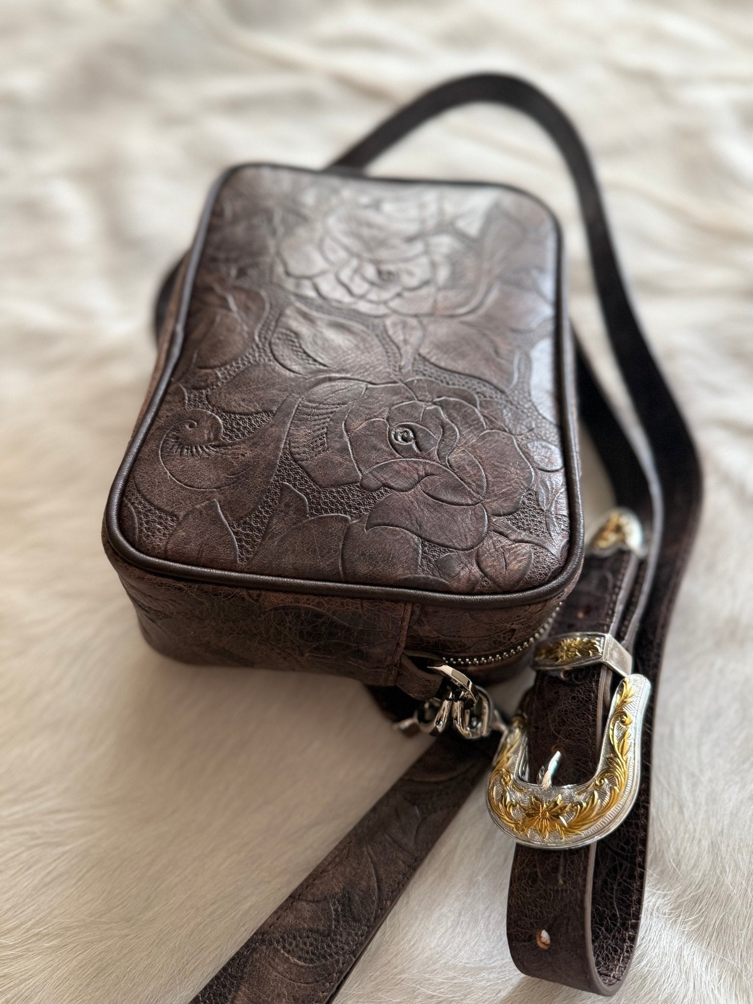 Dakota - Chocolate - LovLeathers