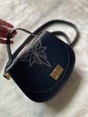 Boot Stitch Pioneer Handbag - Black - LovLeathers