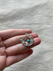Horseshoe Turquoise Pendant Brooch - LovLeathers