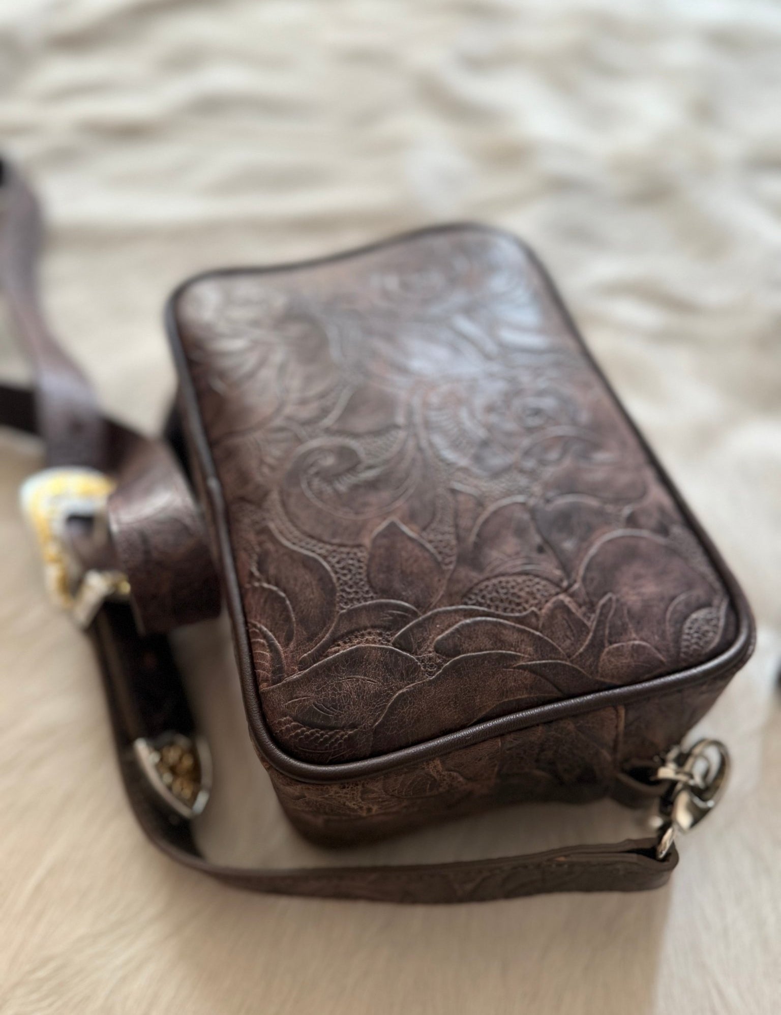 Dakota - Chocolate - LovLeathers