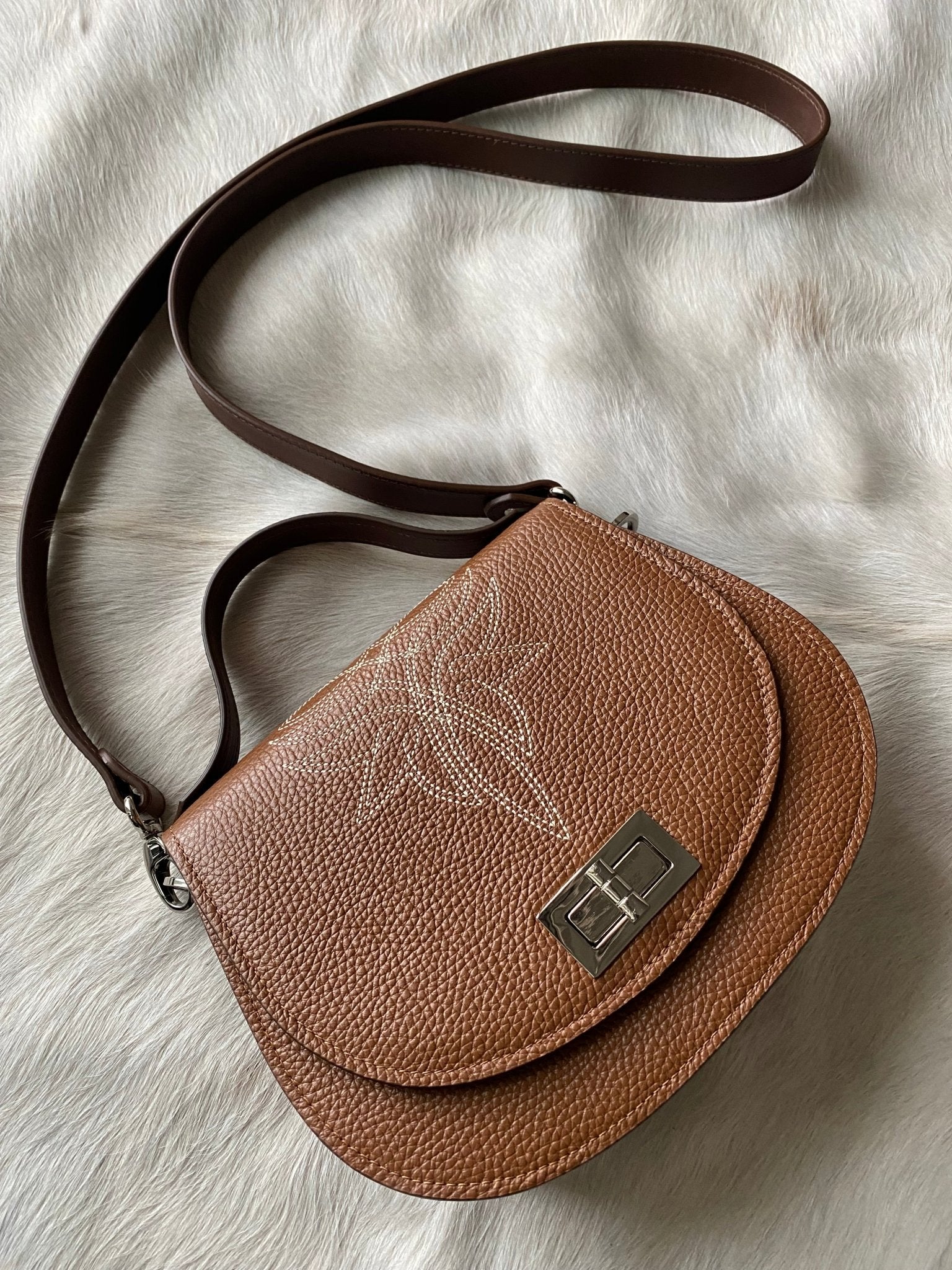 Boot Stitch Pioneer Handbag - Saddle Tan - LovLeathers