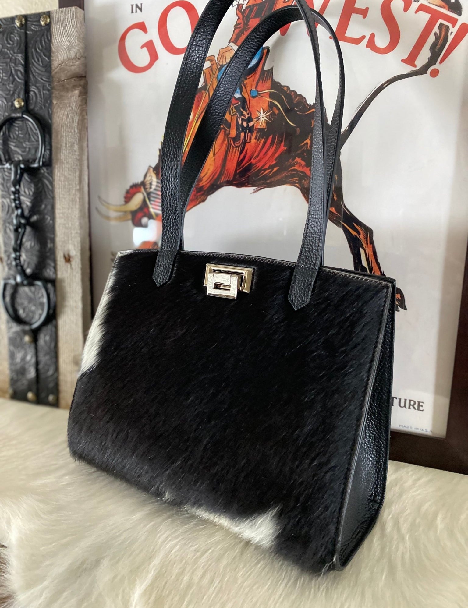 W Tote bag - LovLeathers