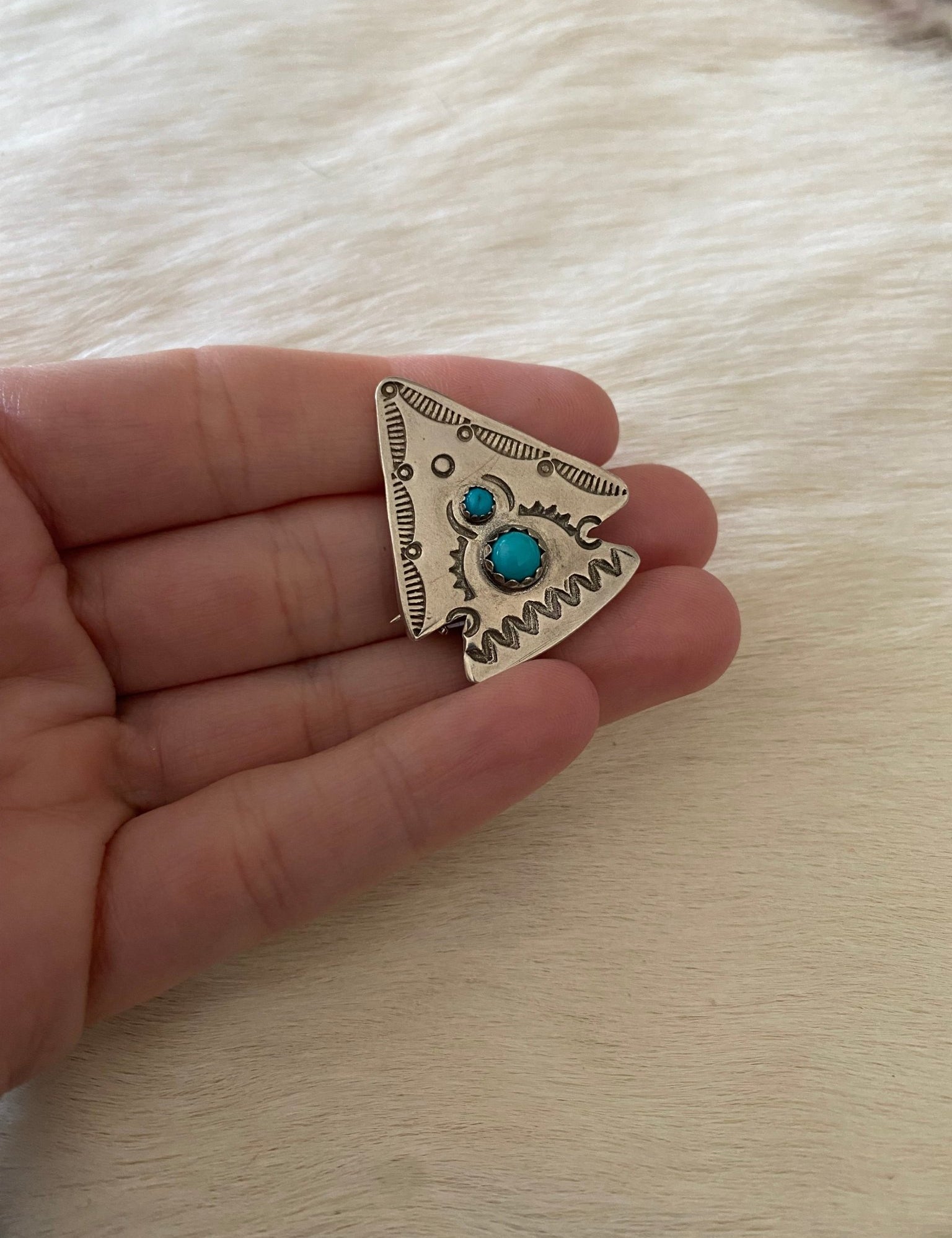 Arrowhead Brooch Pin - LovLeathers