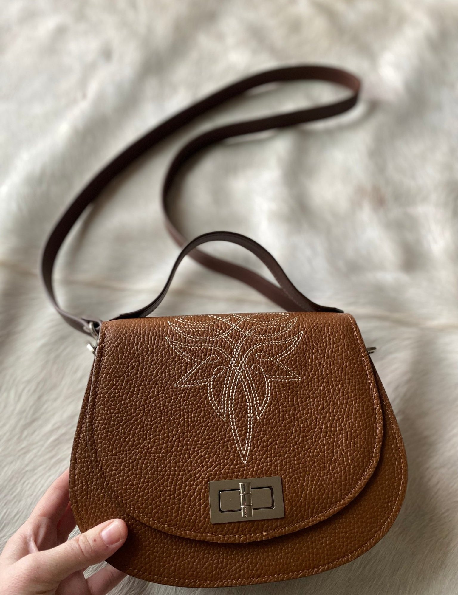 Boot Stitch Pioneer Handbag - Saddle Tan - LovLeathers
