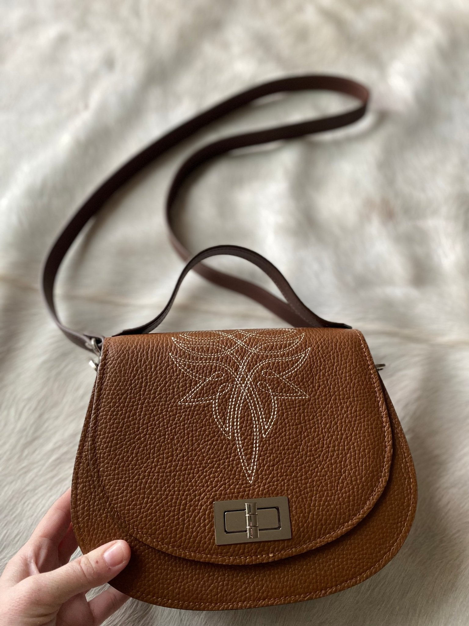 Boot Stitch Pioneer Handbag - Saddle Tan - LovLeathers