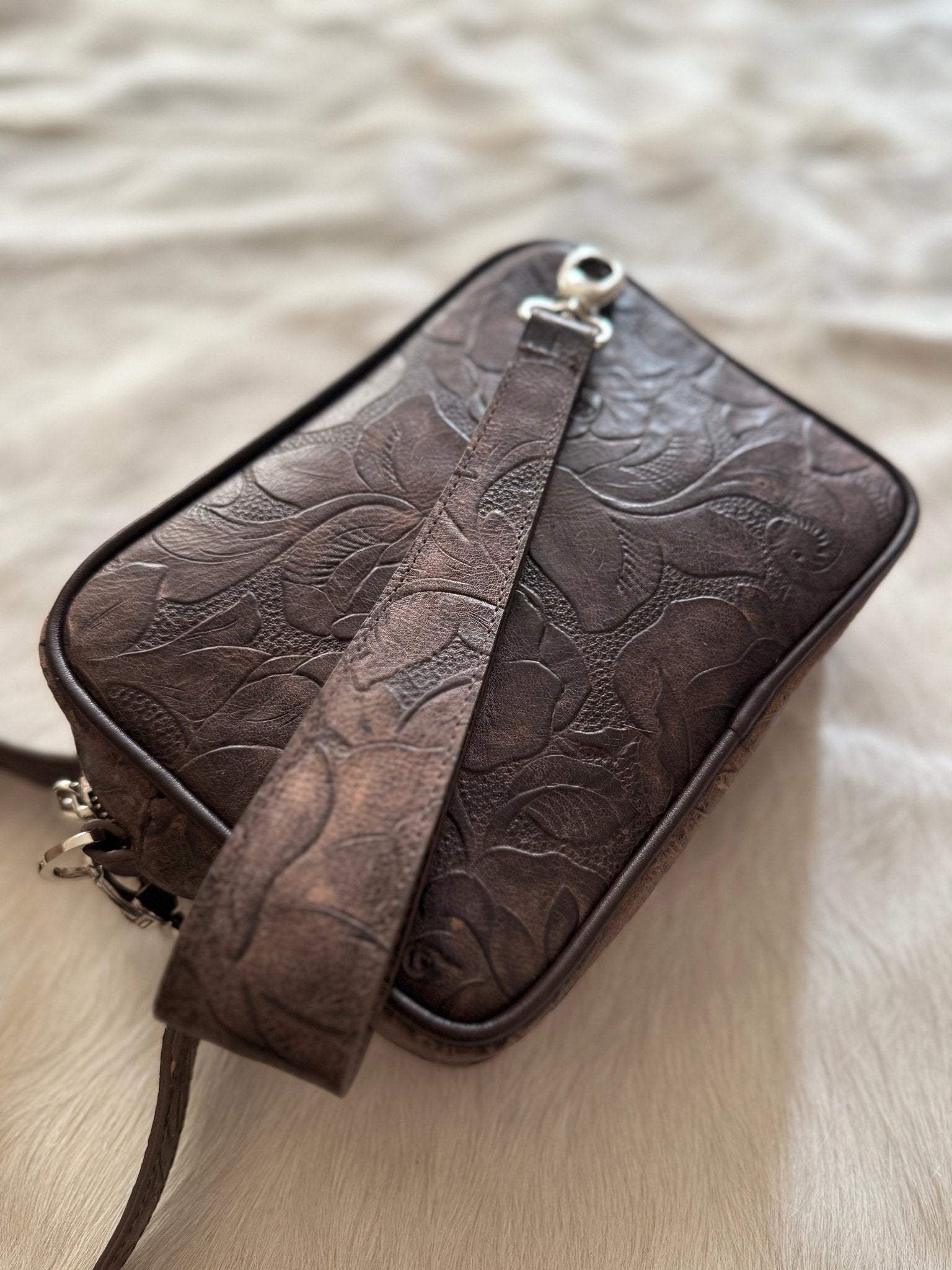 Dakota - Chocolate - LovLeathers